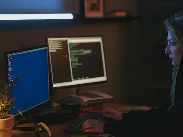 Cybercriminals Recruiting Online