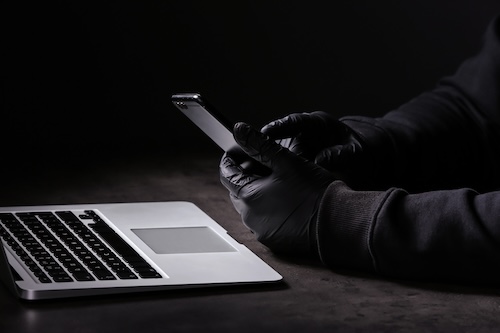A “Signal” to Leave? Fraudster’s Reaction to Telegram’s Policy Update